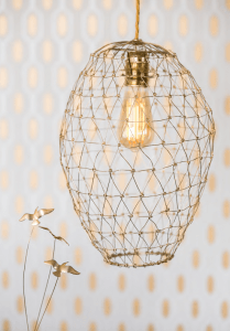 Watt and Vekke el estilo nórdico en lámparas y luces de interior que presenta decommore en Barcelona